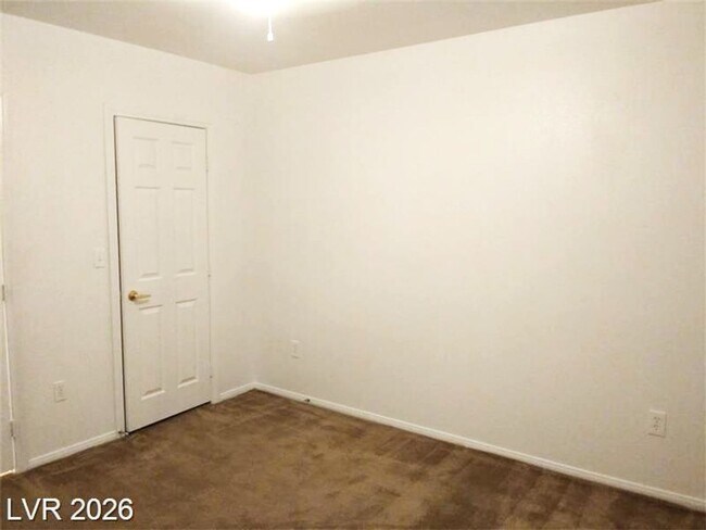 Building Photo - 6955 N Durango Dr