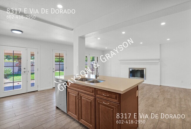 Building Photo - 8317 E Vía De Dorado