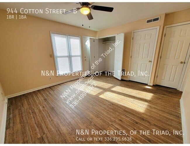 Building Photo - 944 Cotton St SW