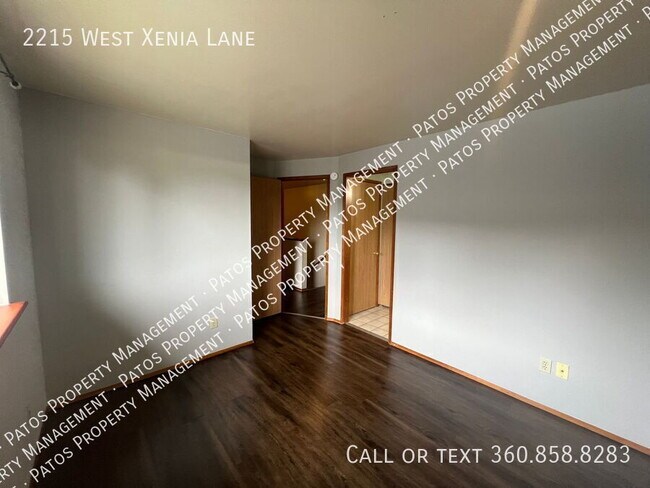 Building Photo - 2215 W Xenia Ln