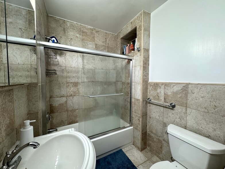 Building Photo - 616 Columbus Ave