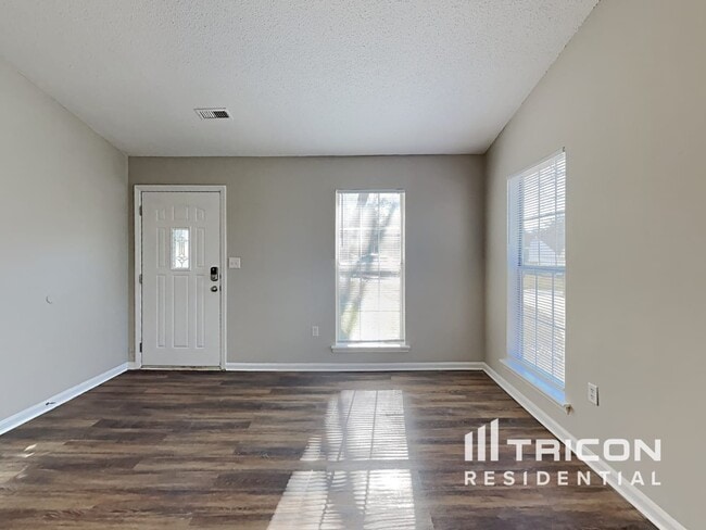 Building Photo - 14020 Eden Ct