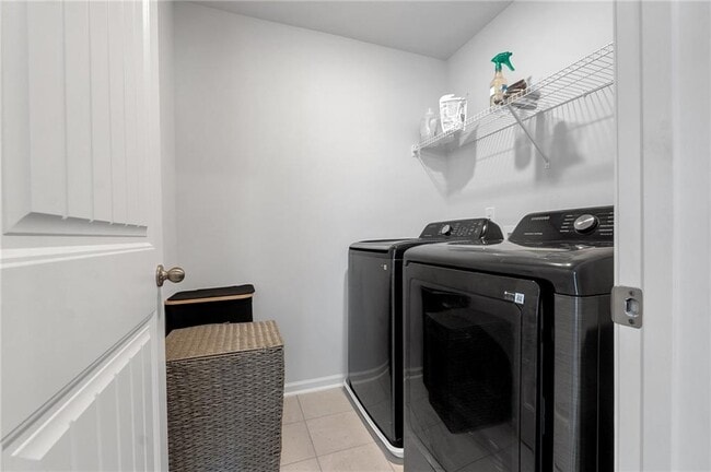 Building Photo - 9913 Stretford Rd