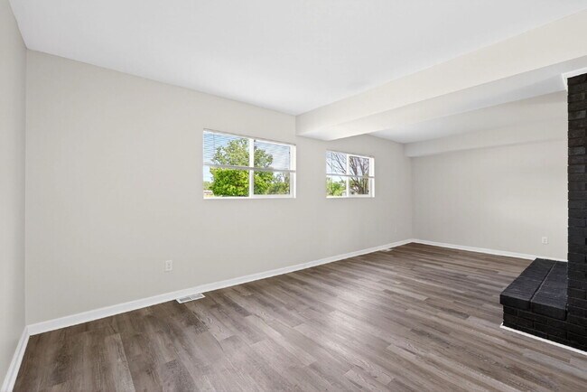 Building Photo - 931 Waycross Rd