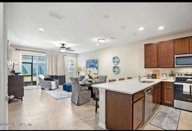 Building Photo - 12926 Ludo Rd