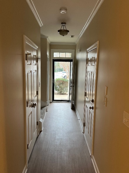 Building Photo - 1905 Fieldhouse Ave