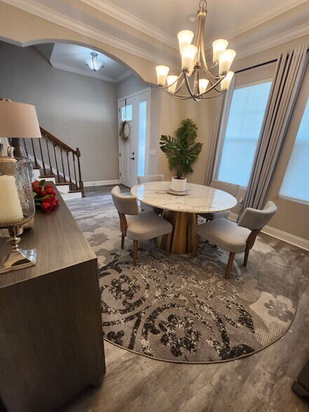 Building Photo - 4114 N Nebraska Ave