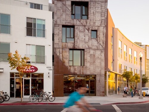 Building Photo - The Loop