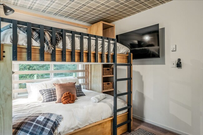 Building Photo - 109 Rising Sun Ct