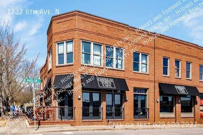 Building Photo - 1732 6th Ave N