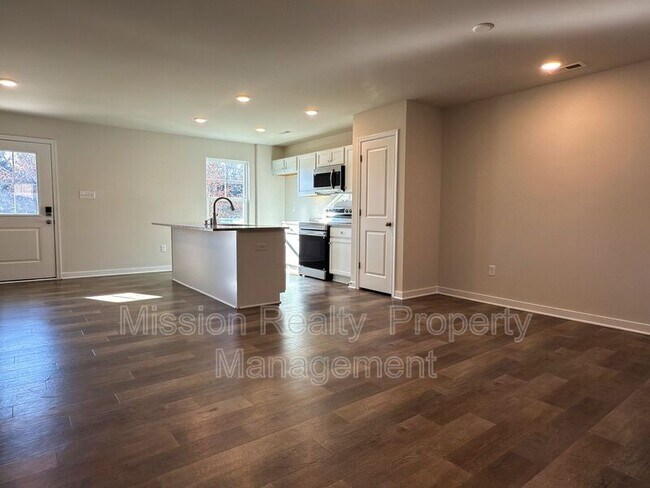 Building Photo - 14639 Hancock Towns Dr