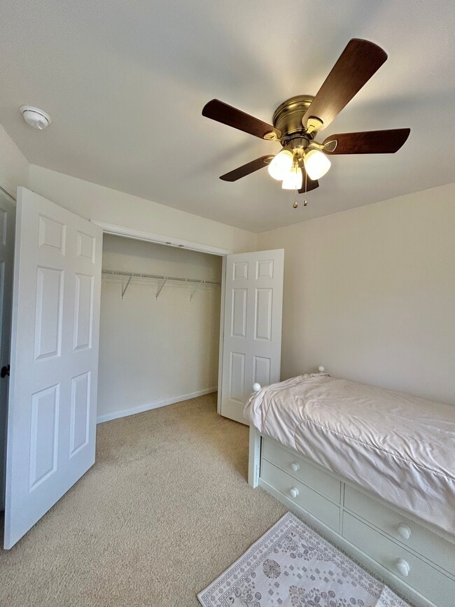 Building Photo - 930 Rainier Rd