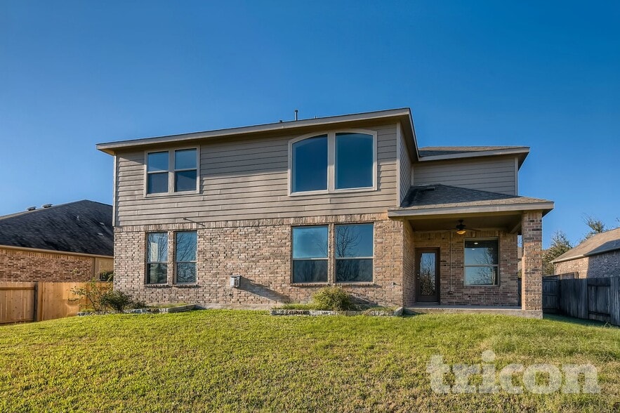 Building Photo - 1913 Colony Glen Ln