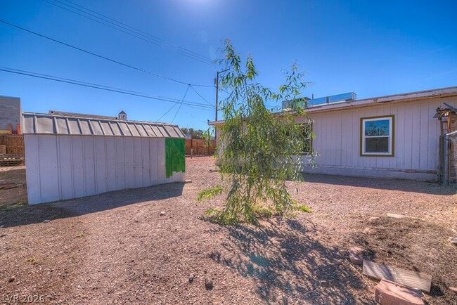 Building Photo - 18 Magnesium St