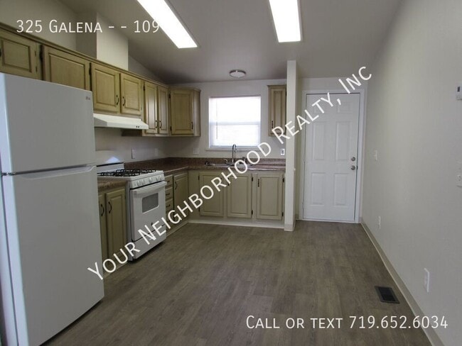Building Photo - 325 Galena Ave