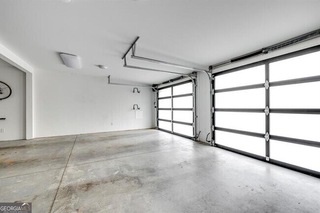 Building Photo - 1921 Walthall Dr NW