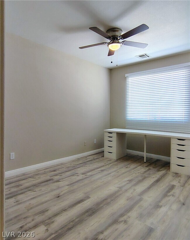 Building Photo - 10097 Flagstaff Butte Ave