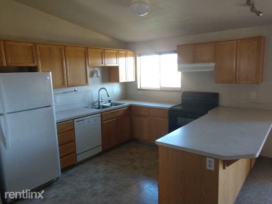 Building Photo - 3 br, 2 bath House - 1904 NE 8th St