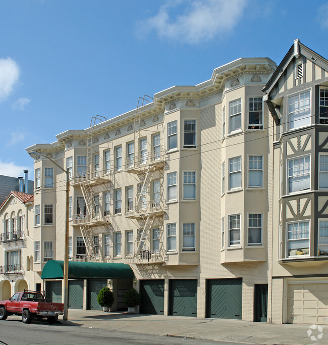 Building Photo - 3501 Fillmore St