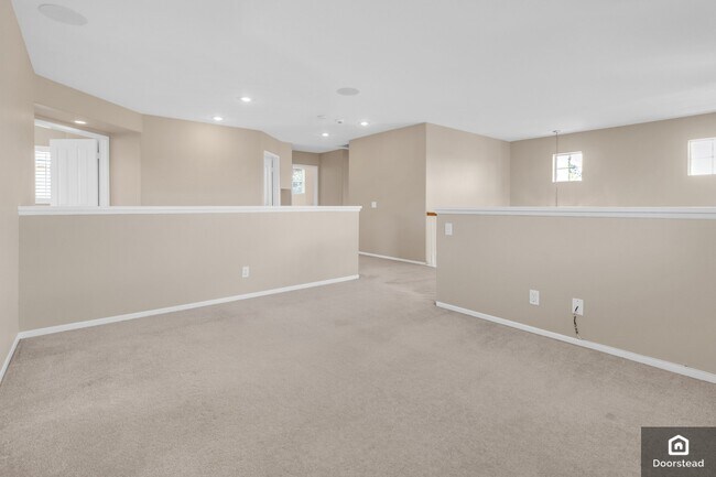 Building Photo - 30958 Mashie Way