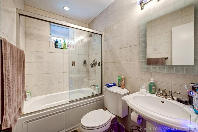Building Photo - 9581 NW 9th Ct