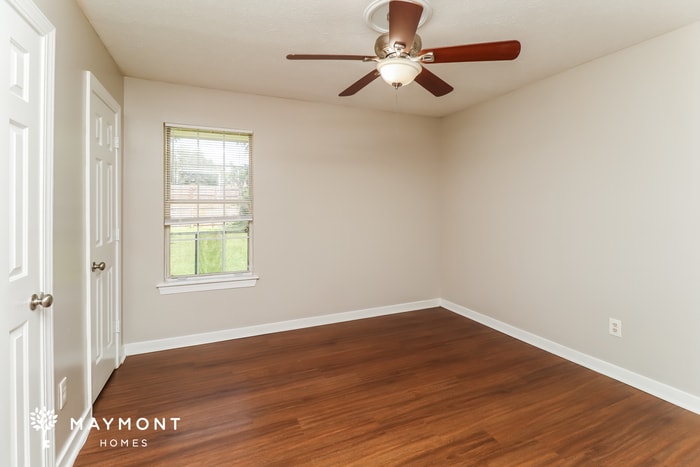 Building Photo - 516 Brentwood Dr