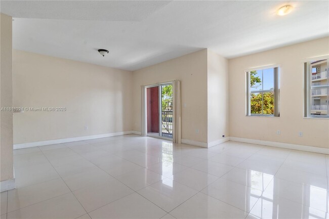 Building Photo - 11102 NW 83rd St