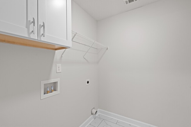 Building Photo - 8125 Bannock Cir