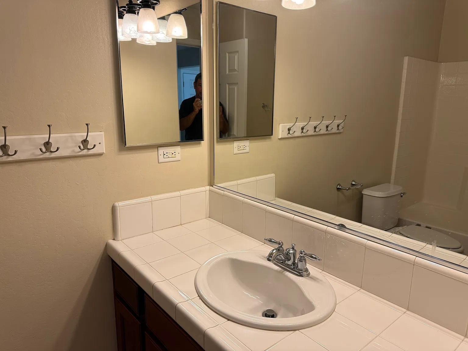 Building Photo - 13325 Boyd Lake Dr