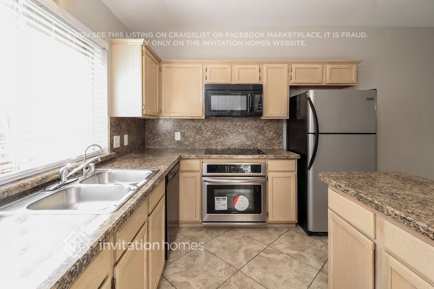 Building Photo - 7878 Squire Ln