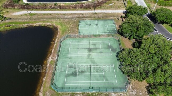 Building Photo - 9232 Lake Chase Island Way