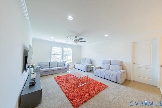 Building Photo - 5001 Maben Hill Ln