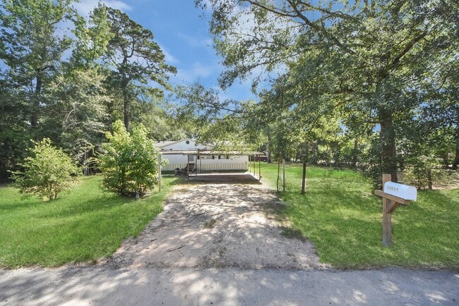 Building Photo - 14009 Rustic Ln