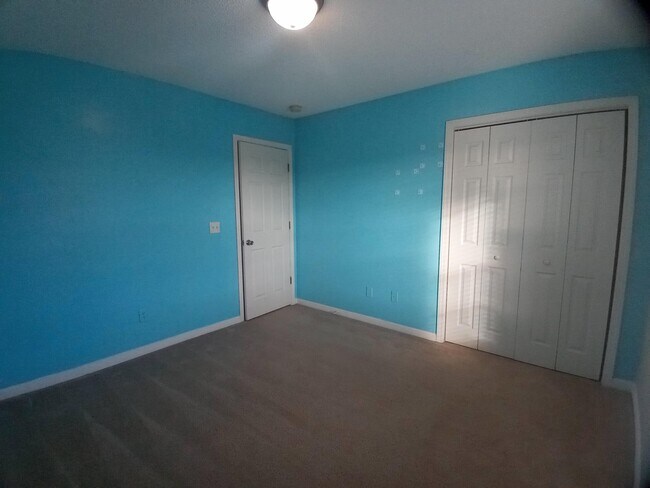 Building Photo - 3525 Drayton Dr