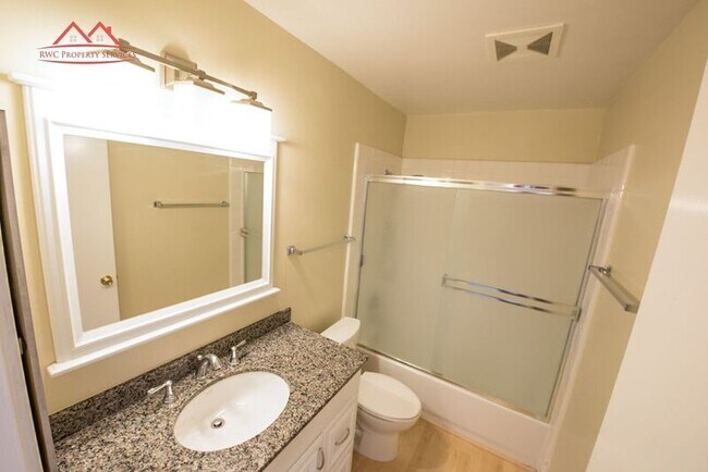 Building Photo - 1355 Sage Hen Way