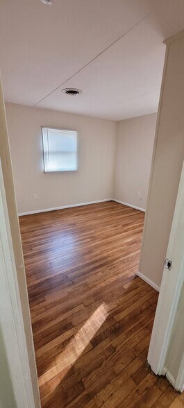 Bedroom 2 - 516 E Warren St