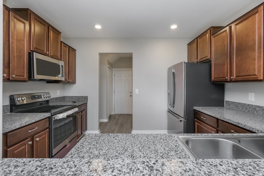 Building Photo - 7405 Clary Sage Ave