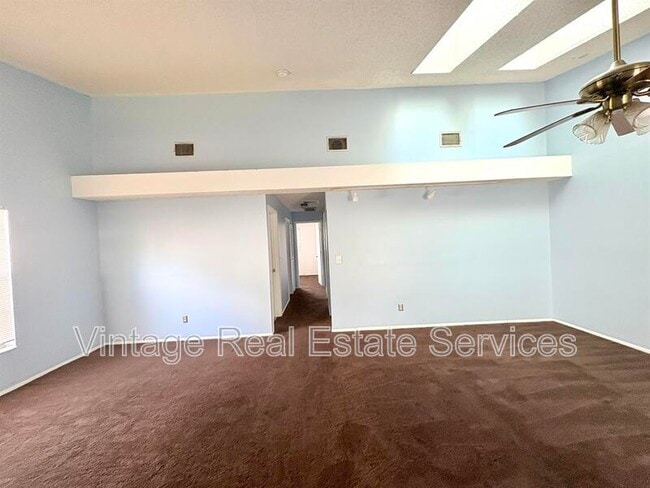 Building Photo - 3700 Cuernavaca Ct