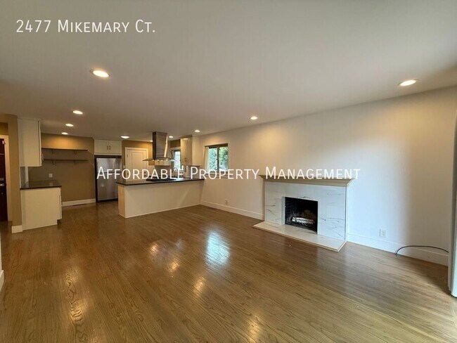 Building Photo - 2477 Mikemary Ct