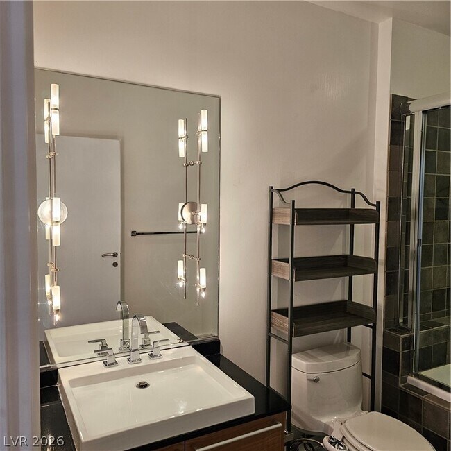 Building Photo - 200 Hoover Ave