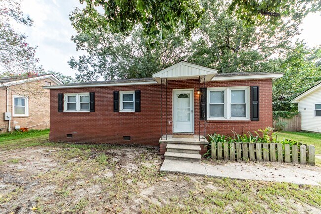 Building Photo - 1529 Marietta St