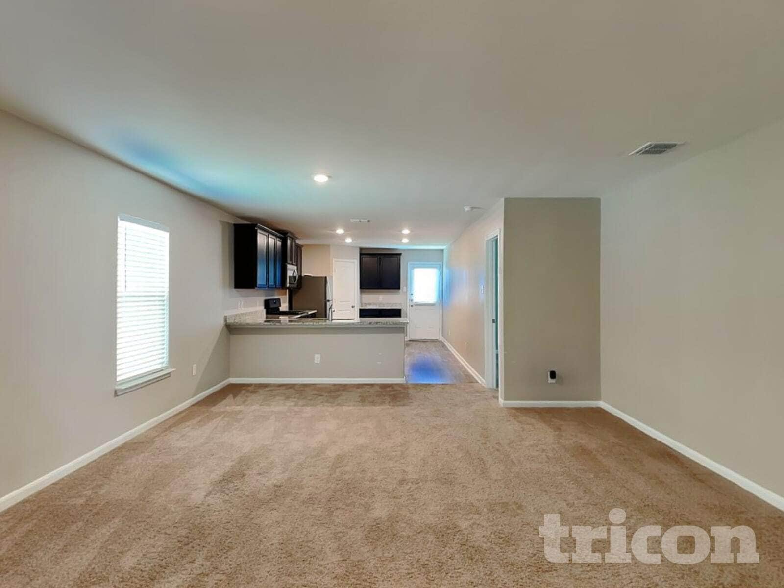 Building Photo - 747 Wonderland Trail