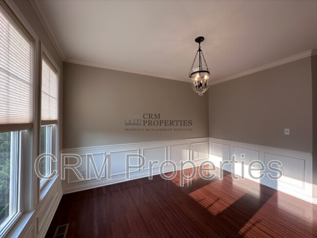 Building Photo - 13052 Whitten Dr N
