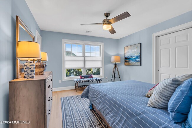 Building Photo - 118 Beacon Blvd