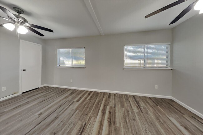 Building Photo - 2203 Wheathall Camp Ln