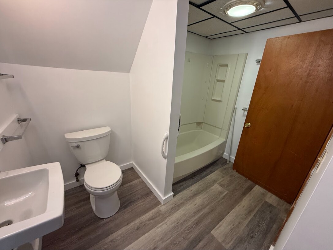 Building Photo - 2 Williams Ct