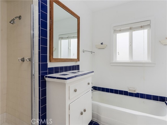 Building Photo - 6039 W 76th St