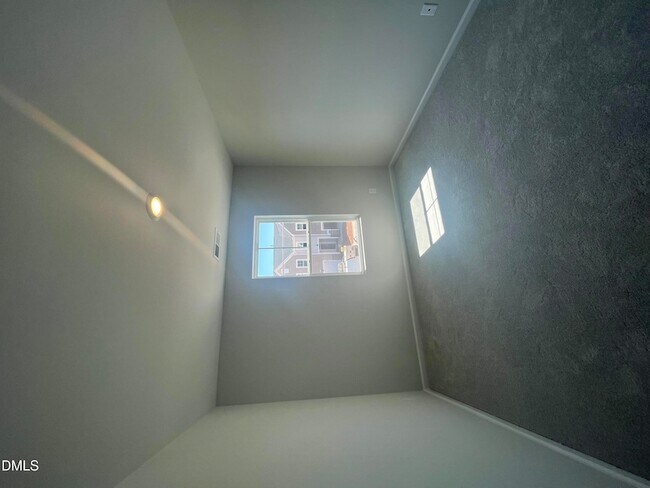 Building Photo - 6012 Grey Colt Wy