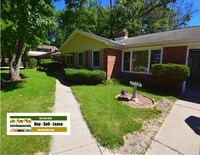 Building Photo - Winding Brook home in the Penn School Dist...