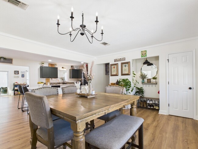 Building Photo - 38 Cape Dr NW